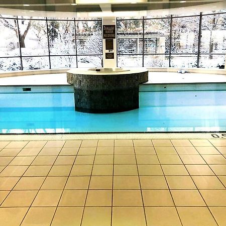 Pelicanstay At Square One Mall Μισισάουγκα Εξωτερικό φωτογραφία