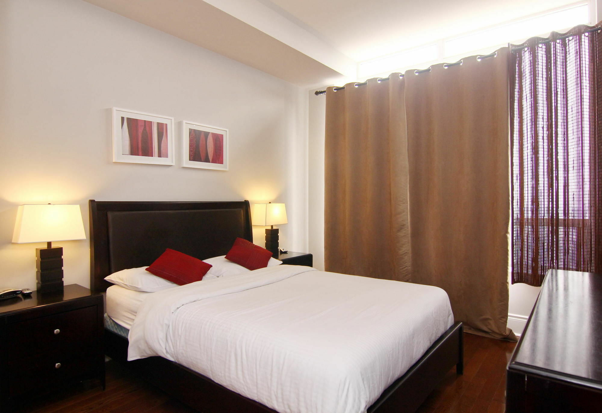 Pelicanstay At Square One Mall Μισισάουγκα Εξωτερικό φωτογραφία