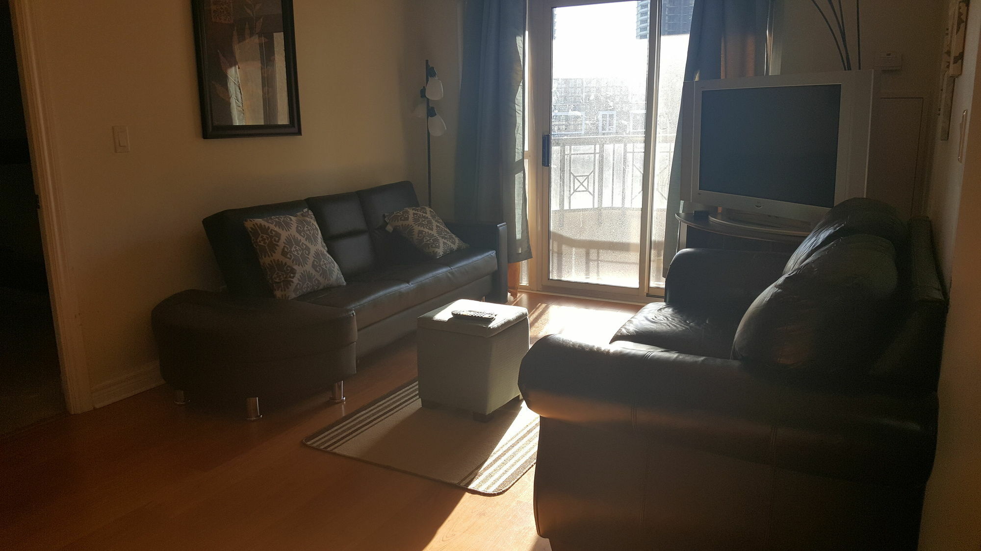 Pelicanstay At Square One Mall Μισισάουγκα Εξωτερικό φωτογραφία