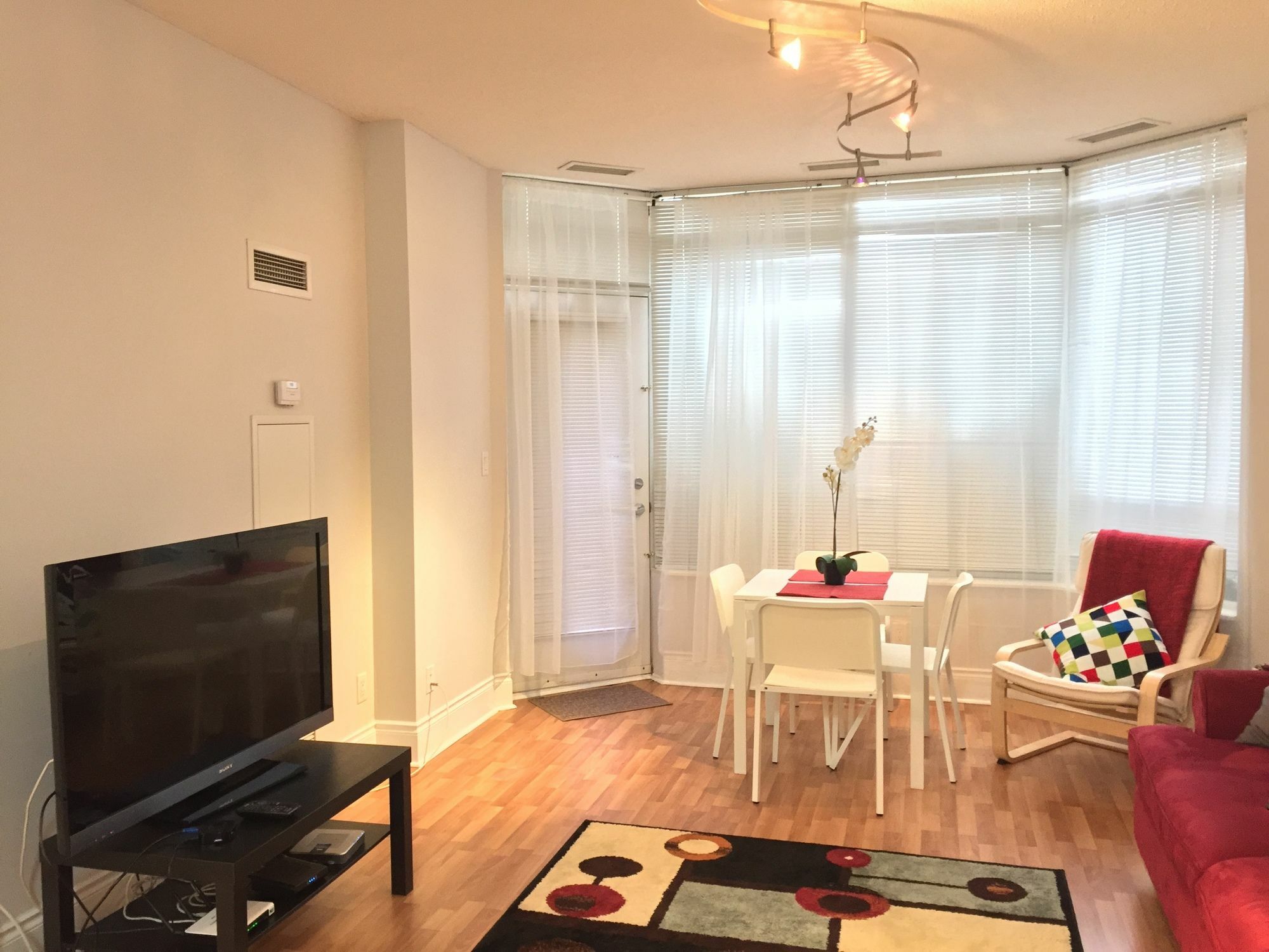 Pelicanstay At Square One Mall Μισισάουγκα Εξωτερικό φωτογραφία